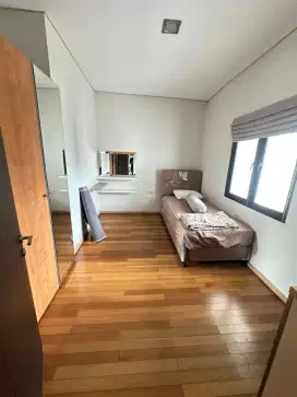 DISEWAKAN RUMAH FURNISH MAPLE TOWNHOUSE PASTEUR JARANG ADA
