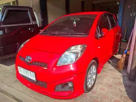 2012 Toyota yaris 1.0 TRD sportivo Plat AE nopi mobil bekas sekoto