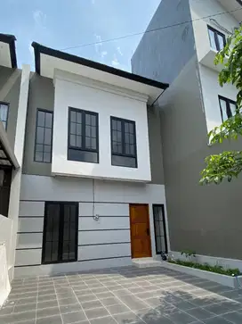 RUMAH MEWAH MURAH DUA LANTAI DI CLUSTER KLIPANG SEMARANG