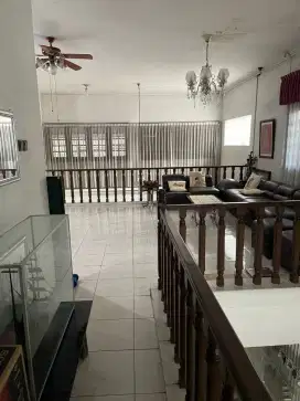 Dijual Rumah Pondok Jati Sidoarjo Kota Jalan Raya Boulevard dekat RS