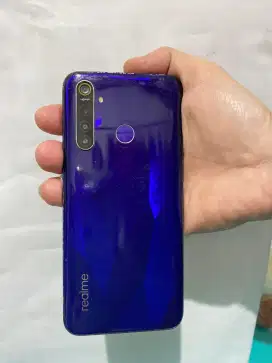 Handphone Realme 5 Pro