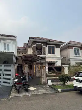 Dijual Rumah Sektor 2 lantai Gading Serpong Dekat Sekolah Penabur