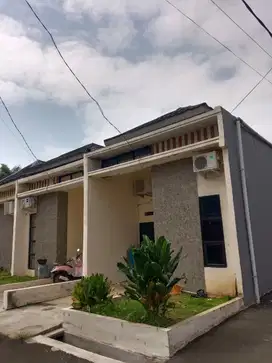 Rumah 1 lantai mewah banget dan murah lokasi strategis dekat stasiun