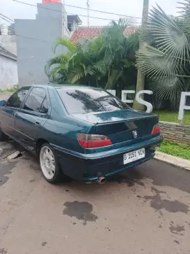 Peugeot 406 d8 thn 1098