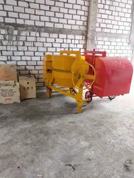 molen cor 50kg komplit diesel 8pk siap pakai warna kuning