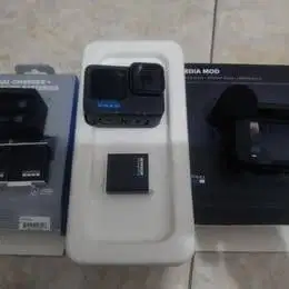 Gopro Hero 12 + Media Mod + Docking Charger dan 2 Baterai tambahan Ori