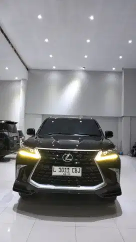 LEXUS LX 570 2017 GOOD CONDITION