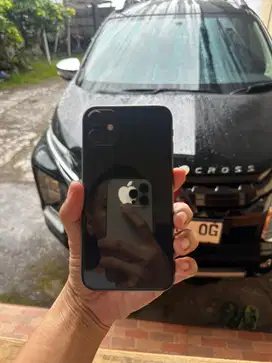 Iphone 11 black 128 inter normal semua ipon eleven