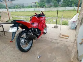 Kawasaki ninja 250 karbu