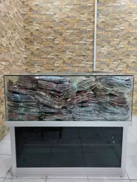 Dijual Etalase Konter Baru