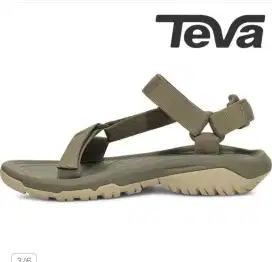 Sandal gunung TEVA HURRICANE
