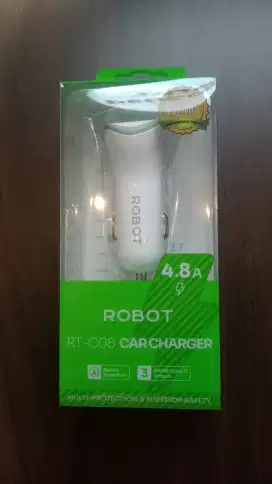 ROBOT RT-C09 Car Charger Colokan Mobil - 2 Port USB & Type C