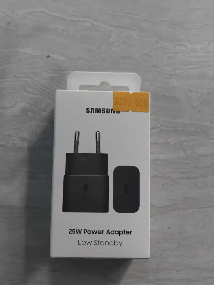 Adaptor Charger Samsung Ori 100 % , masih baru belum di pake