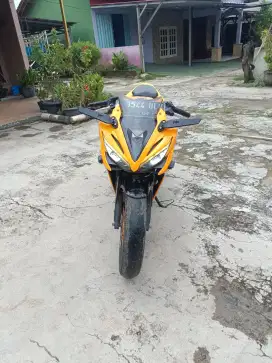 (bismillah) Honda CBR 150cc 2016 Lengkap