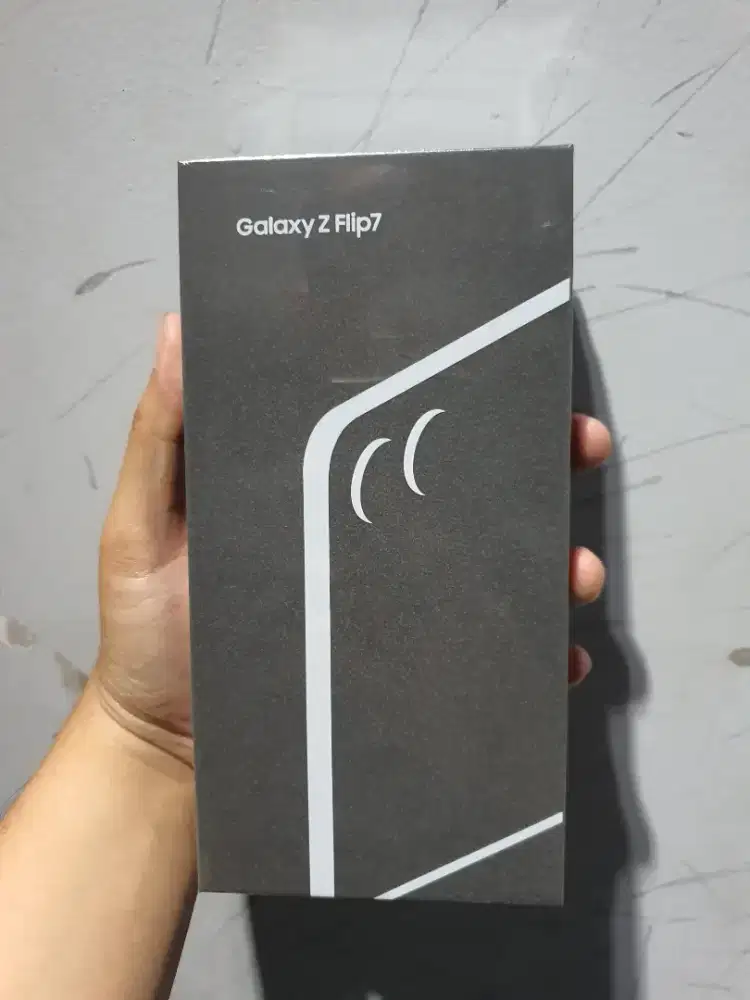 Samsung Galaxy Zflip 7 12/256gb