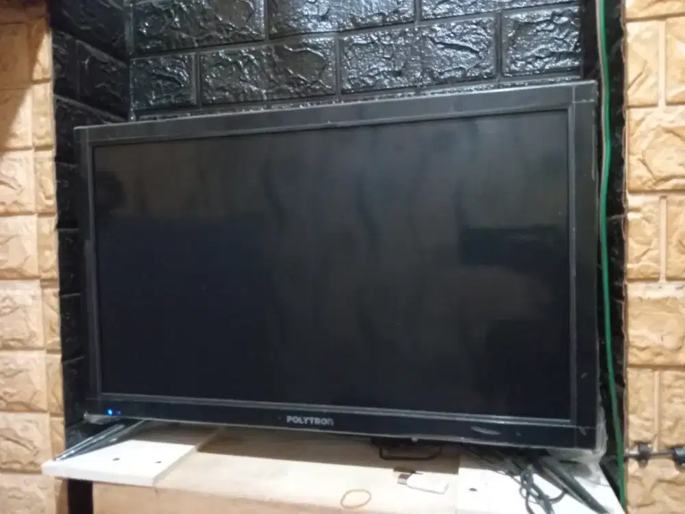 Jual TV Smart Polytron PLD 24CV1869 TV 24 Inch Mulus
