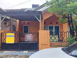 Disewakan Rumah di Bulevar Hijau