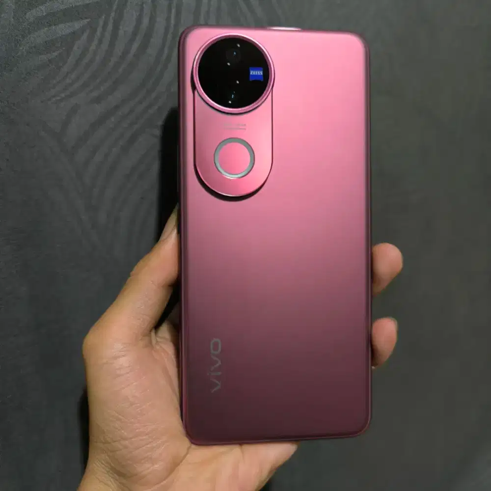VIVO V50 5G RAM 12/256GB