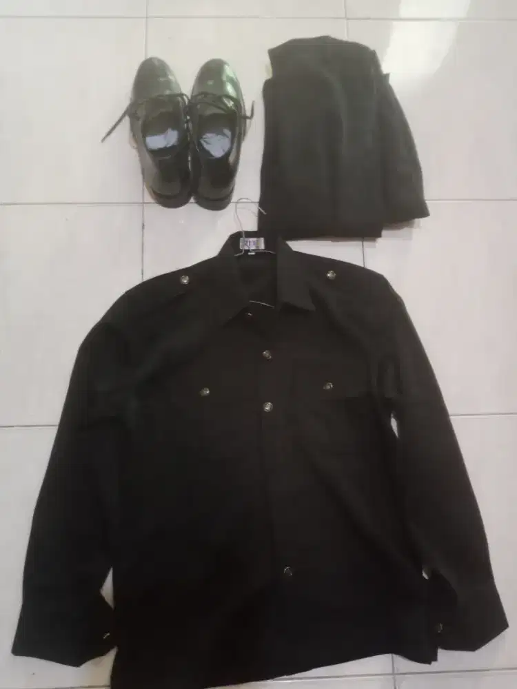 Jual satu paket baju safari