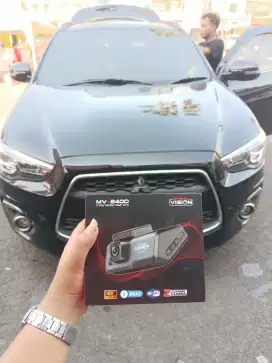 DASHCAM 2 KAMERA
MIRAI MV240D