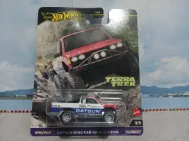 Hotwheels Terra Trek Datsun King Cab Baja Custom