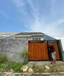 RUMAH MURAH, 9 MENIT DARI ALUN-ALUN BOJONEGORO