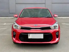 KIA RIO 1.4 SUNROOF AT 2017 MERAH