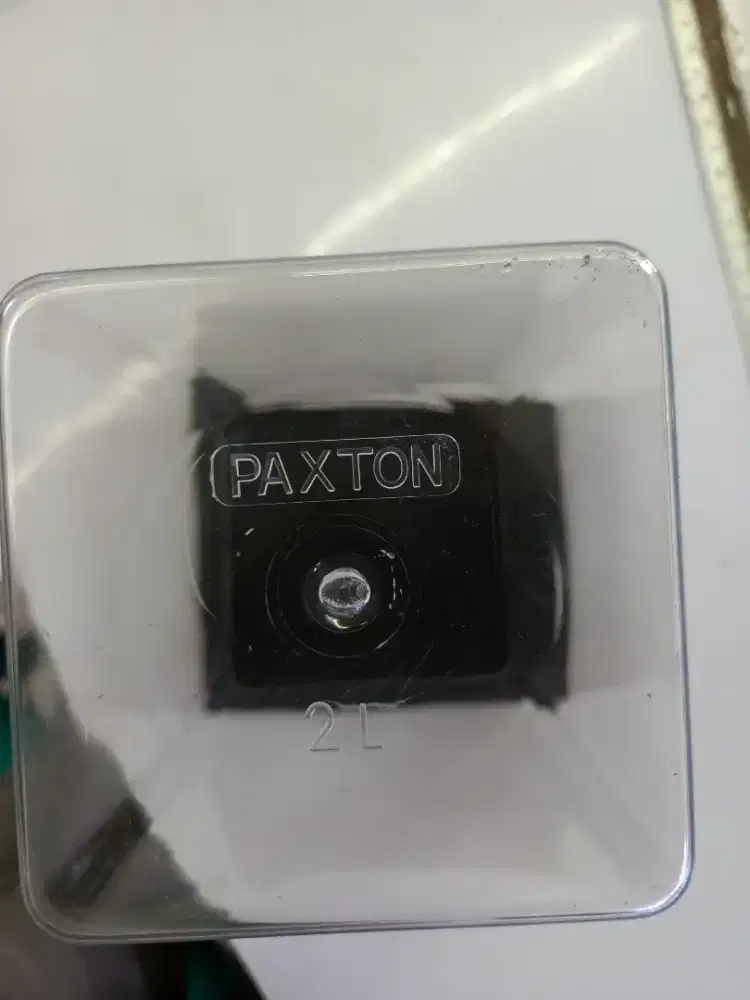 akrilik cupang tanpa sambungan merk paxton 2L ukuran 10,5x10,5x17cm