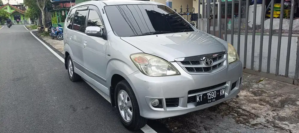 Toyota Avanza 2011 Bensin