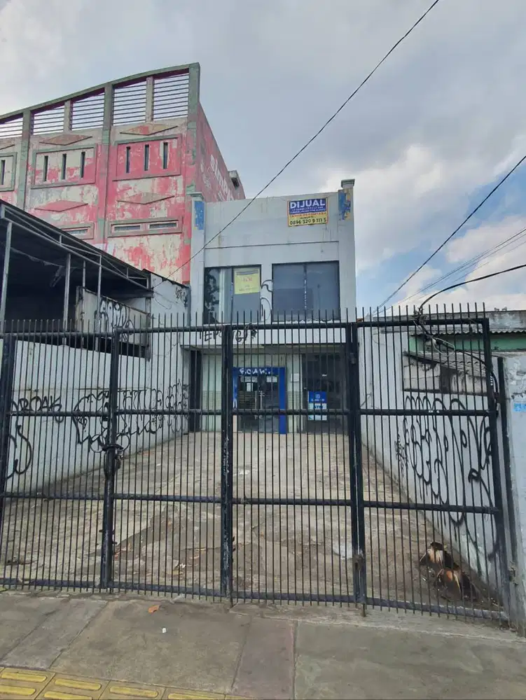 Ruko Strategis Pinggir Jalan Dekat Pelabuhan — Cocok Usaha & Gudang