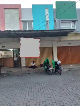 Disewakan Ruko di Bulevar Hijau