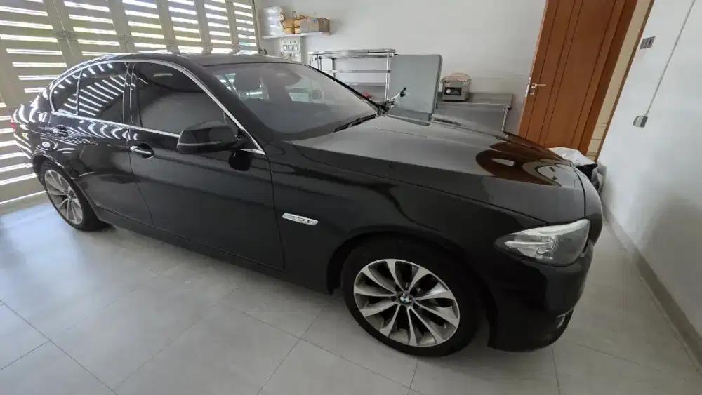 BMW 520i AT 2016