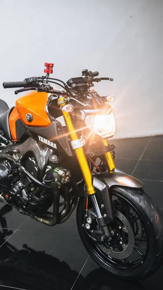 yamaha mt 09 orange rare color 2015