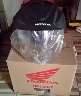 Edisi Kebykan Helm