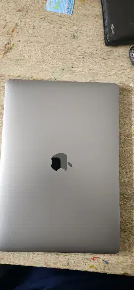 Macbook Pro Chip M1 2020 13 Inch Ram 8 GB SSD 512 GB
