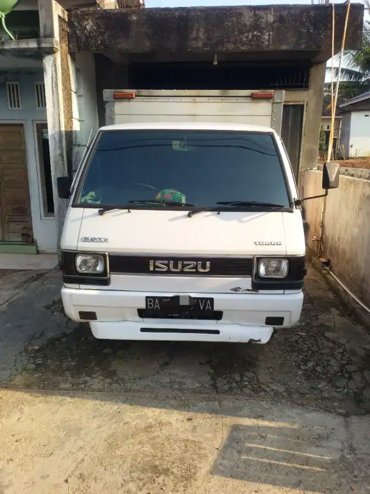 Isuzu Bison  2014