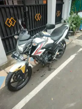 Honda CB 150 R 2013