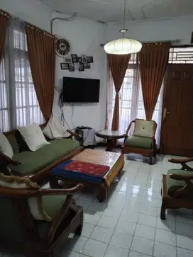 Melong, Cikawao Rumah Pusat Kota Terawat Bagus dan Siap Huni