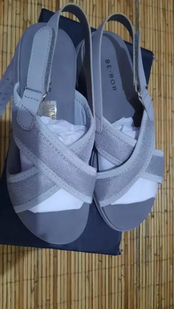 Sepatu Be Bob wanita - baru
