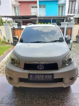 Jual mobil rush kondisi mobil seger