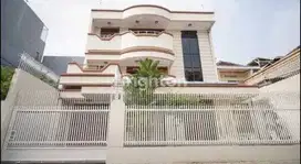 Rumah Mewah di Jakarta Barat
