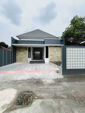RUMAH MEWAH LIMASAN MODERN HARGA MURAH DENGAN TANAH LUAS DI PUCANGAN JALAN KALIURANG KM 13