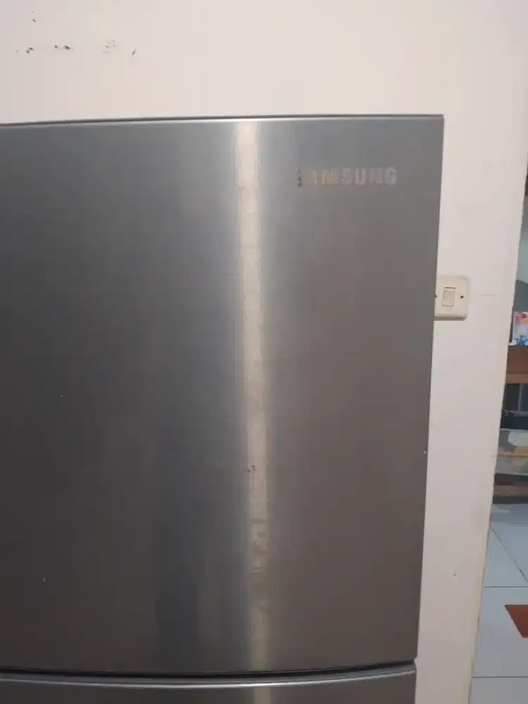 Kulkas 2 pintu merk samsung