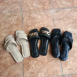 3 pasang sandal bekas - Merk Lapepa & Attera