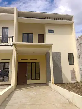 Rumah  modern exclusive termurah sejagad dekat CCM