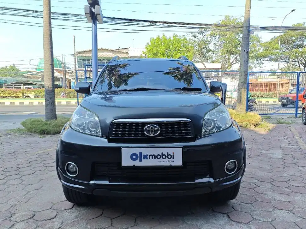 DP MURAH Toyota Rush 1.5 G Bensin-AT 2014 Putih CBYUB