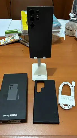 Samsung S24 Ultra 512gb garansi on like new!