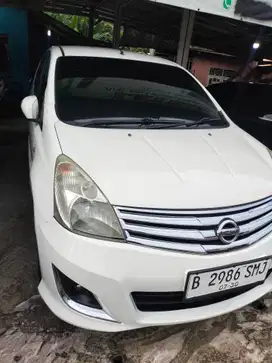 Nissan Grand livina 2013 Bensin