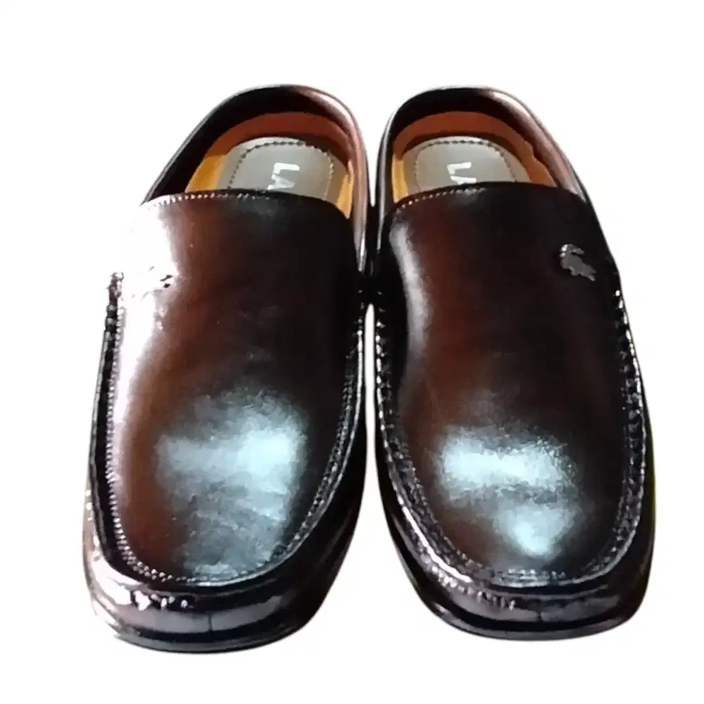 Lacoste 105 sepatu slop