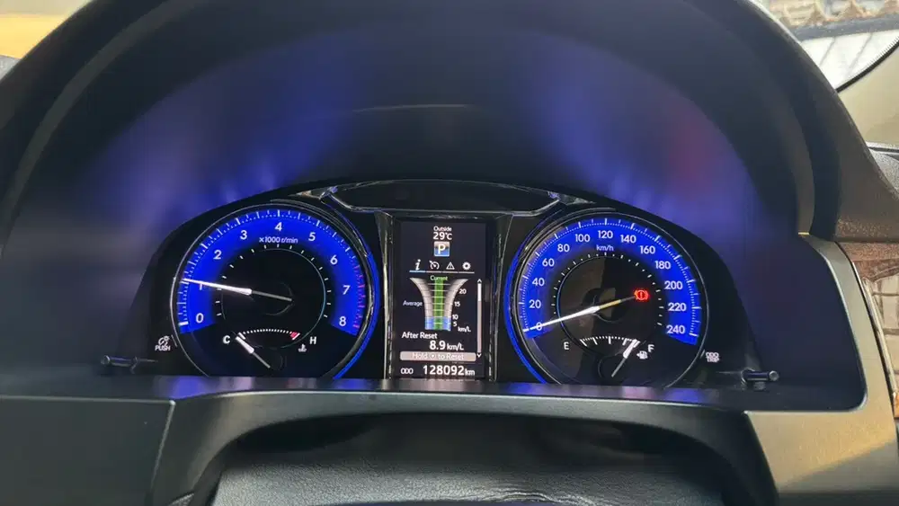 Toyota Camry 2016 Bensin